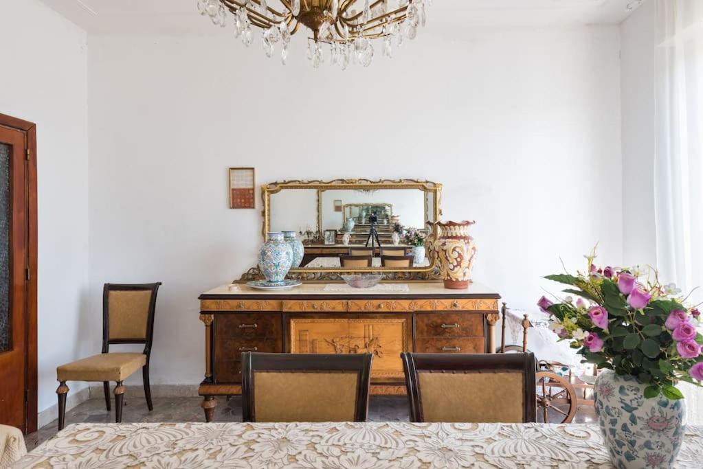 Top Floor Apartment Near Historic Fortino 卡塔尼亚 外观 照片