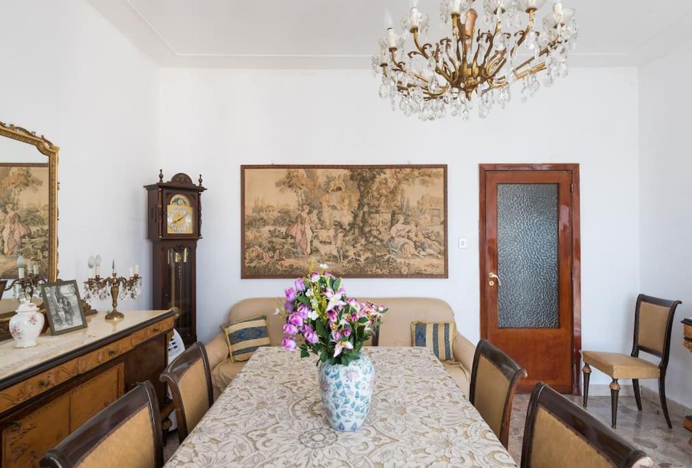 Top Floor Apartment Near Historic Fortino 卡塔尼亚 外观 照片